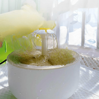 Fontaine à Eau Pour Chat - CatDrinker™ - Grain de bois blanc - Dingue de chat